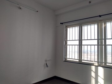 Room in 2 BHK Apartment at Kolte Patil Life Republic, Hinjewadi – for Rent