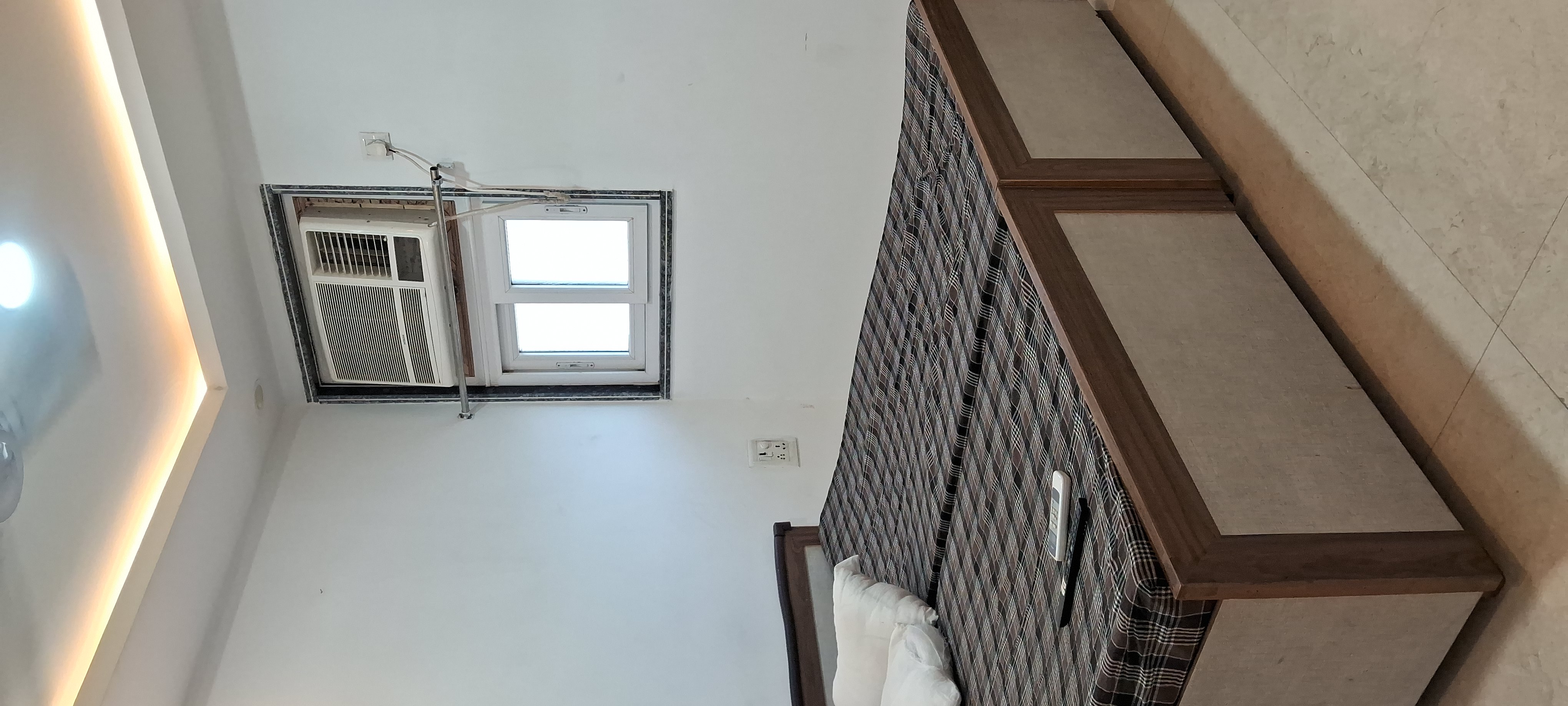 1.5 BHK Apartment For Rent in Sarita Vihar PockeT-A Rwa