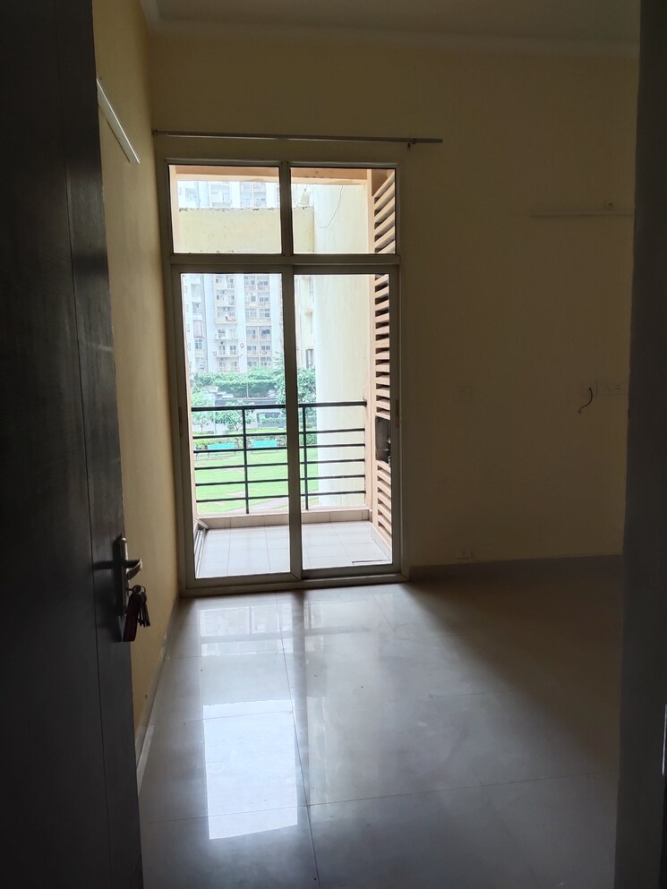 Room, assotech-windsor-court 3 Bedroom 1390 Sq.Ft. Apartment In Sector 78 Noida 9019329