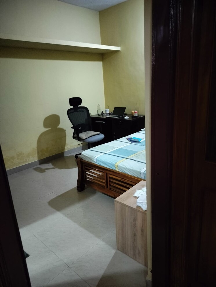 Room, nri layout 2 Bedroom 1200 Sq.Ft. Builder Floor In Nri Layout Bangalore 9019315