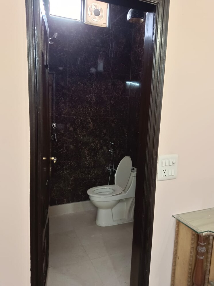 undefined, lajpat nagar 4 1 Bedroom 567 Sq.Ft. Builder Floor In Lajpat Nagar 4 Delhi 9019363