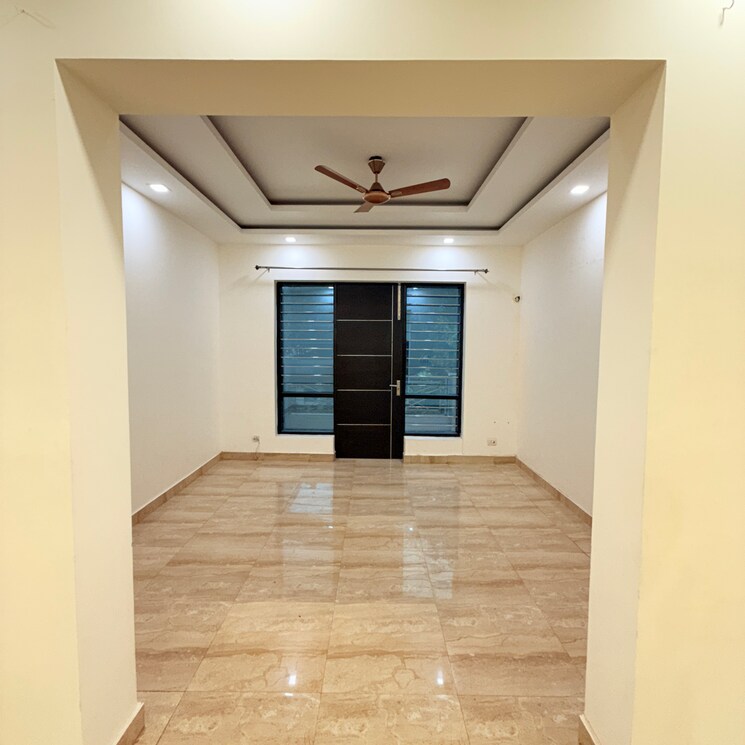 Kitchen, rwa-apartments-sector-108 3.5 Bedroom 2143 Sq.Ft. Builder Floor In Sector 108 Noida 9019389