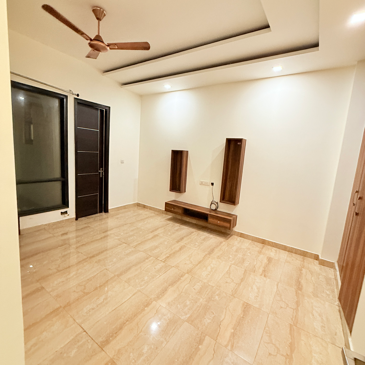 3.5 BHK + Pooja Room Builder Floor For Rent in RWA Apartments Sector 108
