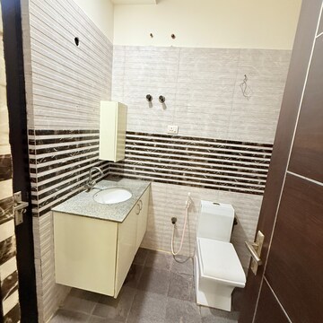 Bathroom in 3.5 BHK Builder Floor at RWA Apartments Sector 108, Sector 108 – for Rent