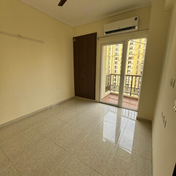 Room in 3 BHK Apartment at Dasnac Burj, Sector 75 – for Rent