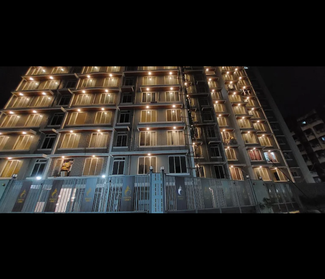 1 BHK 350 Sq.Ft. Apartment in Bindra Complex