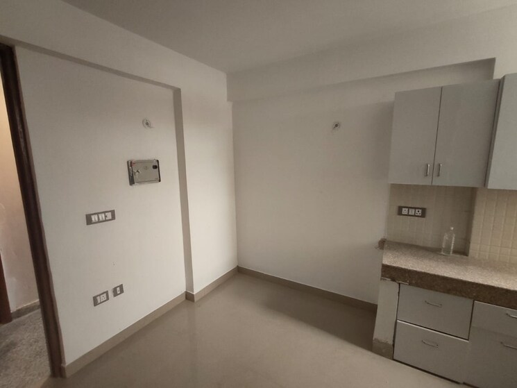 Room, rof-amaltas 2 Bedroom 746 Sq.Ft. Apartment In Sector 92 Gurgaon 9019505