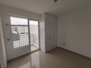 Room in 2 BHK Apartment at ROF Amaltas, Sector 92 – for Sale