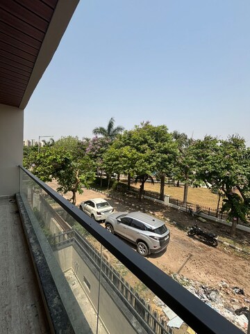 Balcony in 6 BHK Independent House at Sector 91 – for Sale