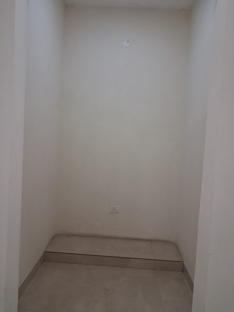 Other, sector 28 4 Bedroom 350 Sq.Yd. Builder Floor In Sector 28 Faridabad 9019521