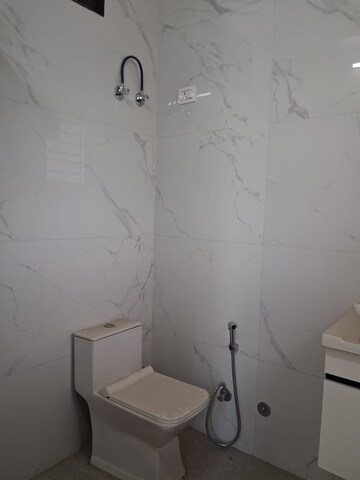 Attached Bathroom in 4 BHK Builder Floor at Sector 28 – for Rent