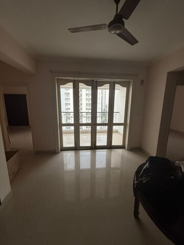 Room in 3 BHK Apartment at Kaloor – for Sale