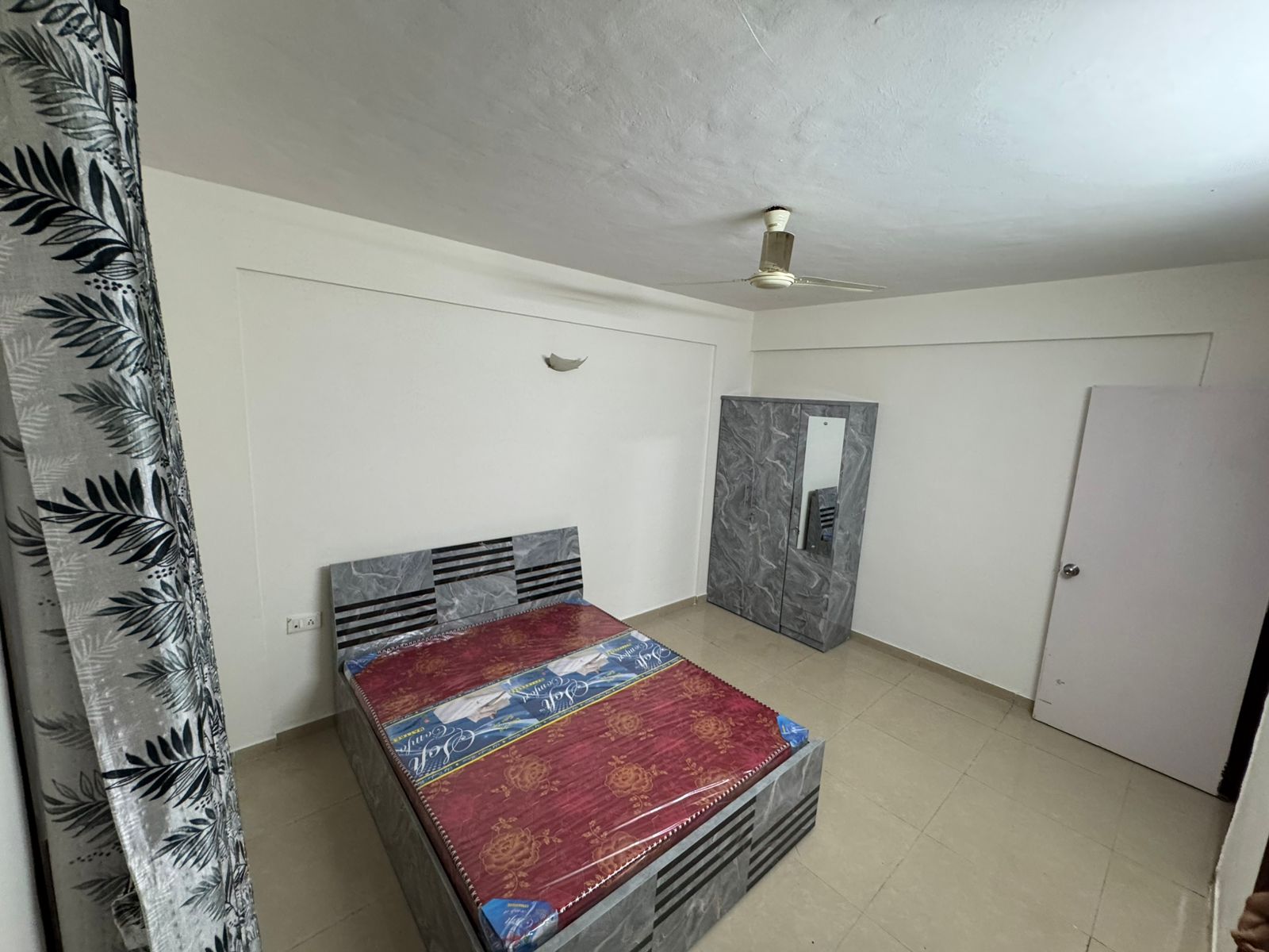 2 BHK + Study Room Apartment For Rent in Camelot Society