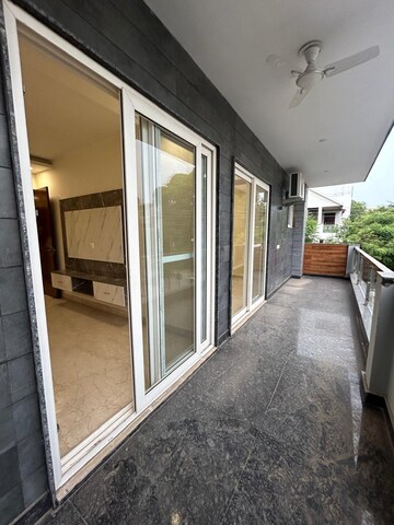 Balcony in 4 BHK Builder Floor at Ansal Plaza Sector-23, Sector 23 – for Rent
