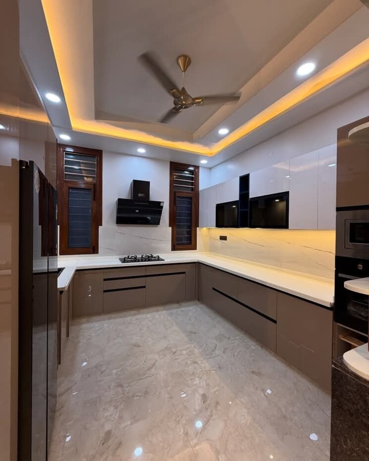 Kitchen, igi airport area 2 Bedroom 700 Sq.Ft. Builder Floor In Igi Airport Area Delhi 9019631