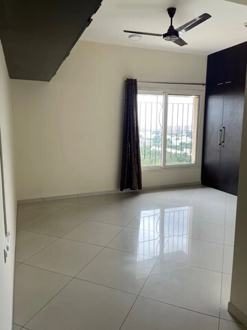 Room in 3.5 BHK Apartment at Sobha City Casa Serenita, Kannur – for Rent