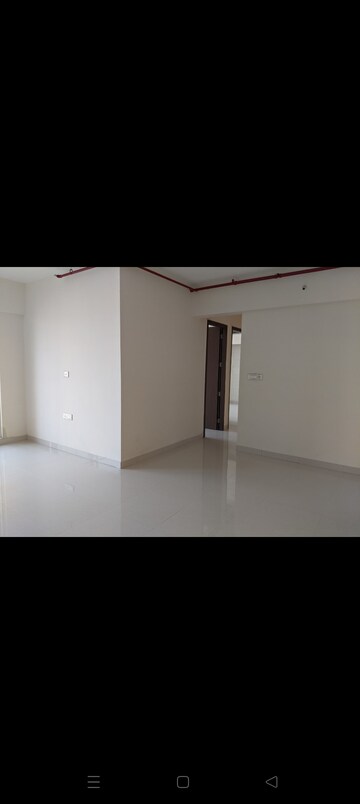 Room in 3 BHK Apartment at Ashar Sapphire, Kapur Bawdi – for Rent