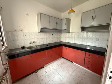 Kitchen in 2 BHK Builder Floor at Sector 55 – for Rent