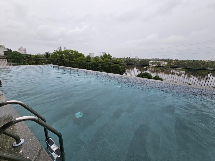 Swimming Pool, vyttila 2 Bedroom 800 Sq.Ft. Apartment In Vyttila Kochi 9019688