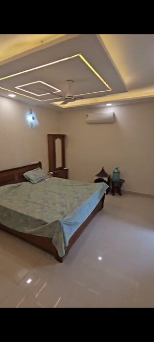 Master Bedroom in 3 BHK Apartment at Dwarka Sector 18b – for Rent