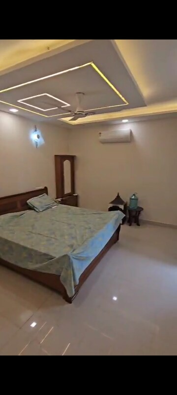 Master Bedroom in 3 BHK Apartment at Golf Green Apartments, Sector 19 Dwarka – for Rent