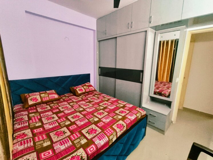 Bedroom, shree-vardhman-green-court 2 Bedroom 690 Sq.Ft. Apartment In Sector 90 Gurgaon 9019717