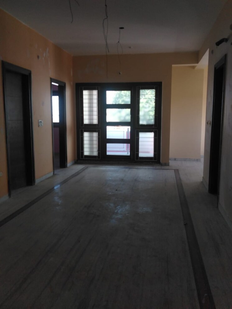 Room, karkhana 2 Bedroom 1100 Sq.Ft. Apartment In Karkhana Hyderabad 9019738
