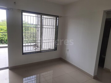 Room in 1 BHK Apartment at Bramhacorp Waterbay C, Kalyani Nagar – for Sale