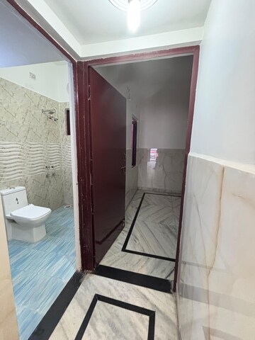 Bathroom in 1.5 BHK Builder Floor at New Palam Vihar – for Rent