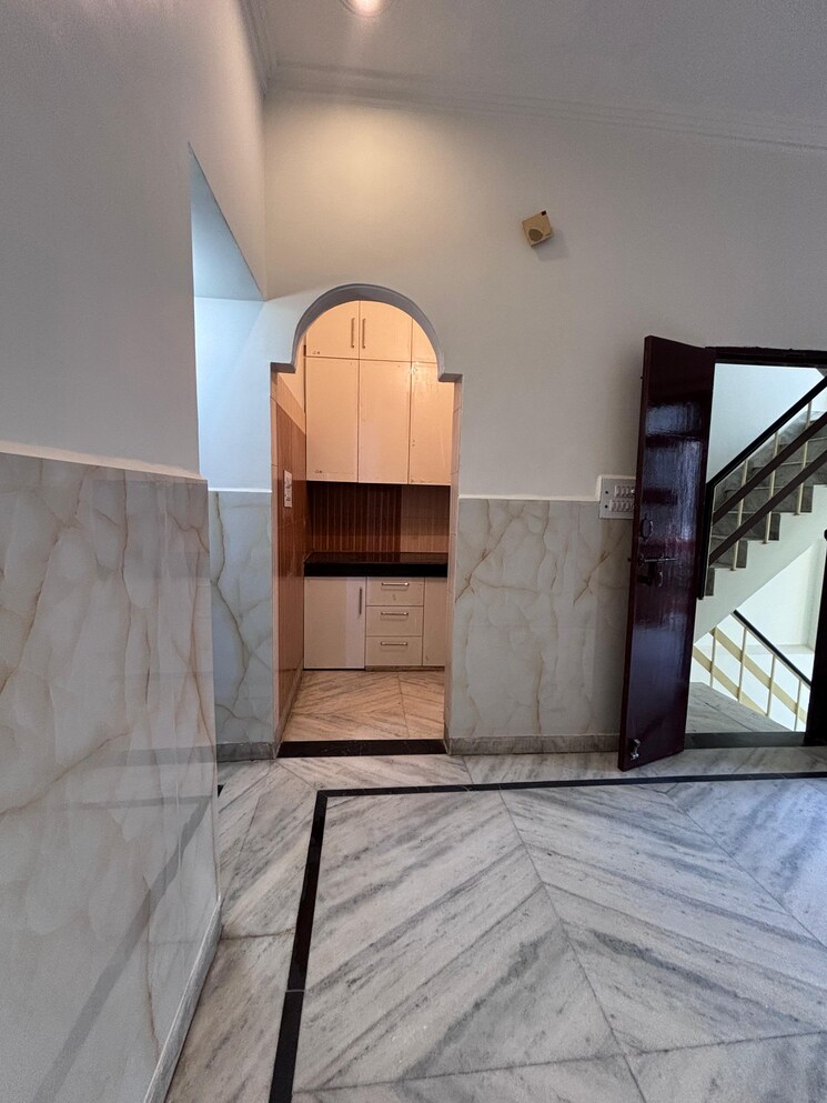 Bathroom, new palam vihar 1.5 Bedroom 1200 Sq.Ft. Builder Floor In New Palam Vihar Gurgaon 9019855