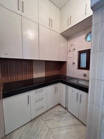 Kitchen in 1.5 BHK Builder Floor at New Palam Vihar – for Rent