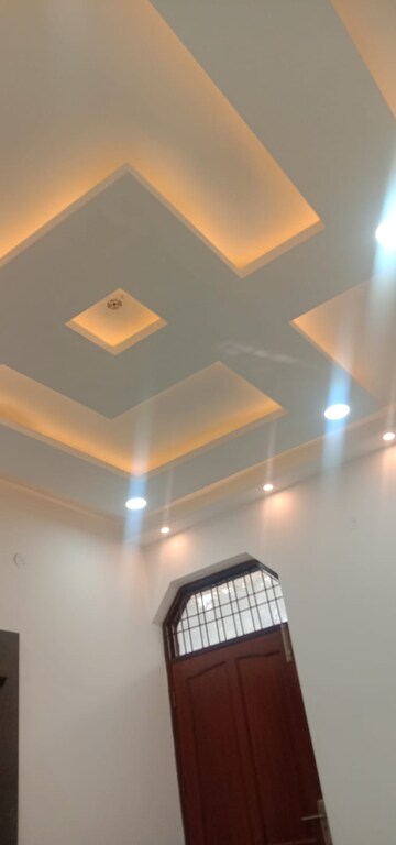 Furnished Amenities in 3 BHK Builder Floor at BPTP District 3, Sector 85 – for Sale
