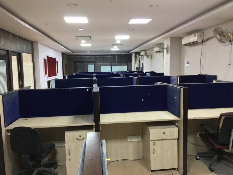 Kitchen, sector 63 Commercial Office Space in IT/SEZ 37500 Sq.Ft. In Sector 63 Noida 9019881