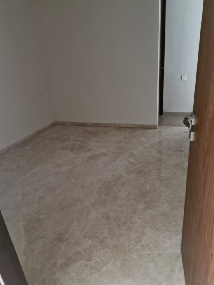 Room, omkar-alta-monte 5 Bedroom 4846 Sq.Ft. Apartment In Malad East Mumbai 9019917