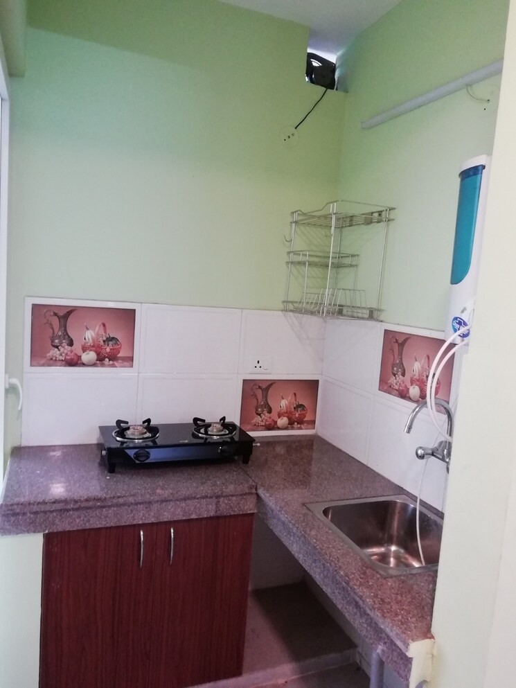 Kitchen, ashoka enclave 3 Bedroom 1800 Sq.Ft. Builder Floor In Ashoka Enclave Faridabad 9019927