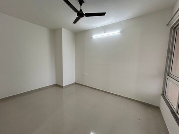 Room in 2 BHK Apartment at Vijay Galaxy, Waghbil – for Rent