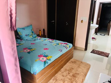 Bedroom in 1 BHK Builder Floor at Sector 23 – for Rent