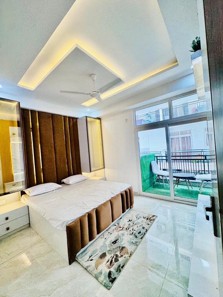 Bedroom, sector 73 2 Bedroom 1100 Sq.Ft. Builder Floor In Sector 73 Noida 9019962