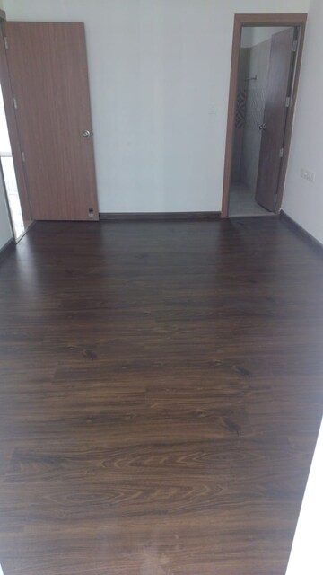 Room in 3 BHK Apartment at ATS Nobility, Sector 4 Greater Noida – for Rent