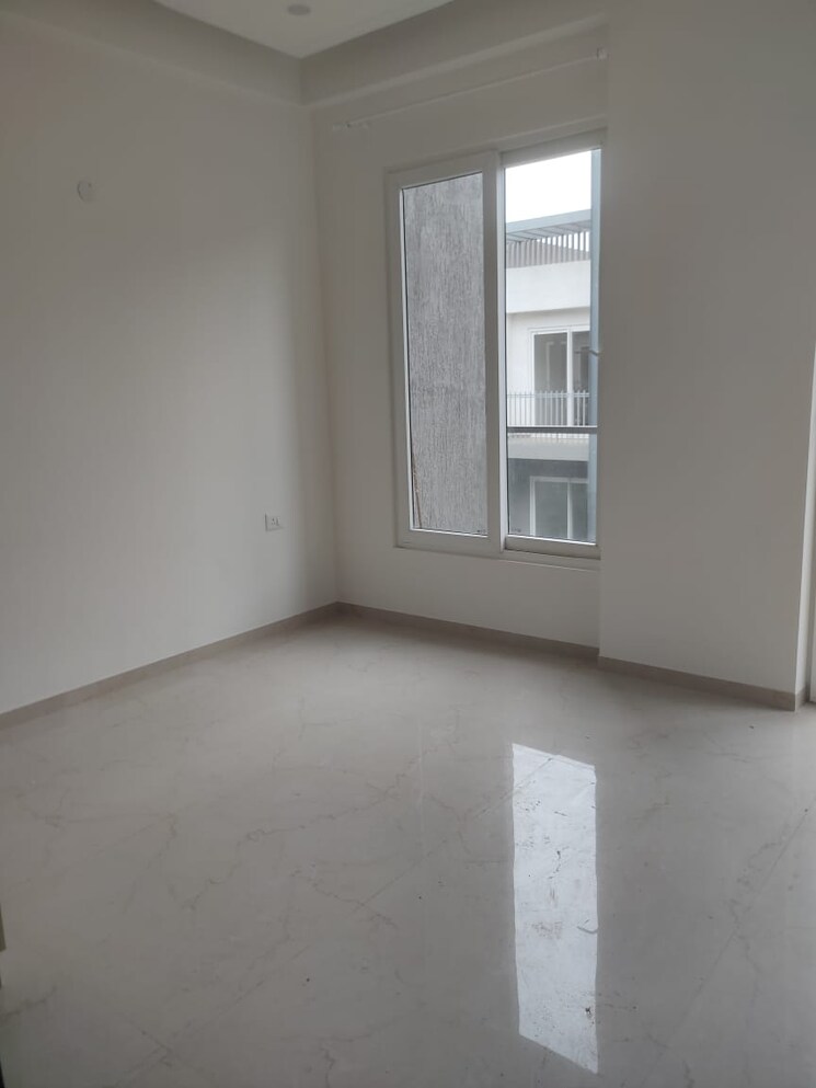 Room, smart-world-orchard 3 Bedroom 1680 Sq.Ft. Apartment In Sector 61 Gurgaon 9019972