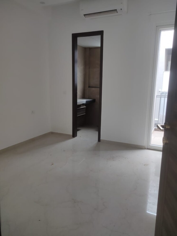 Room, smart-world-orchard 3 Bedroom 1680 Sq.Ft. Apartment In Sector 61 Gurgaon 9019972