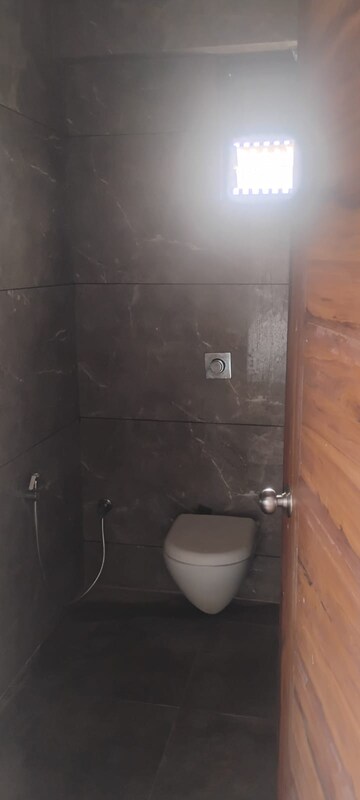 Bathroom in 3 BHK Apartment at Vaishnodevi Circle – for Rent
