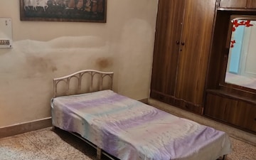 1 BHK Builder Floor For Rent in Lajpat Nagar I