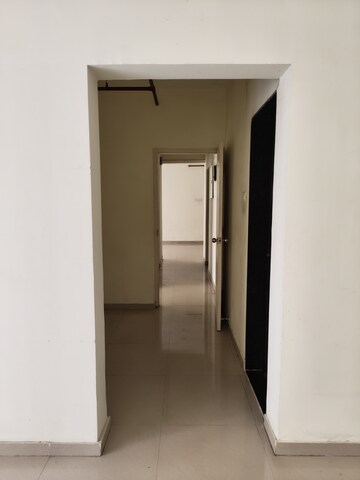 Building Lobby in 3 BHK Apartment at Indiabulls Greens, New Panvel – for Sale