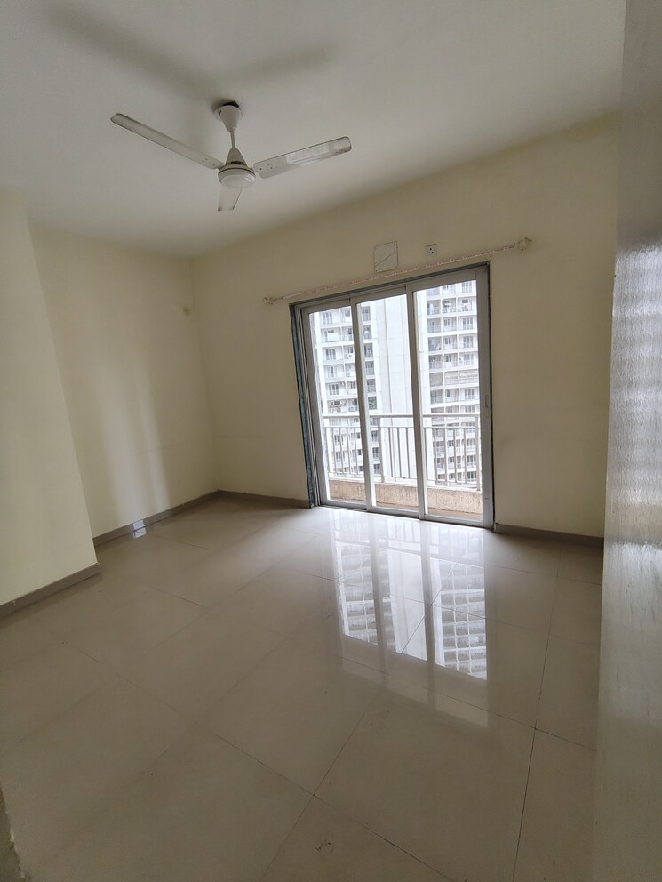 Room, indiabulls-greens 3 Bedroom 1250 Sq.Ft. Apartment In New Panvel Navi Mumbai 9020005