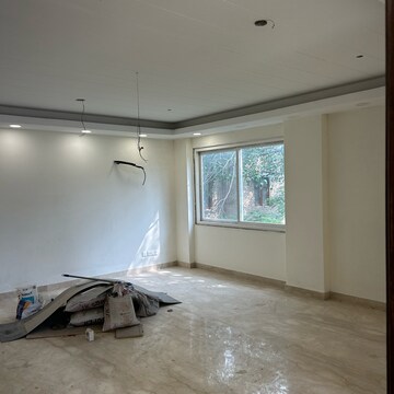 Room in 6+ BHK Independent House at Geetanjali Enclave – for Sale