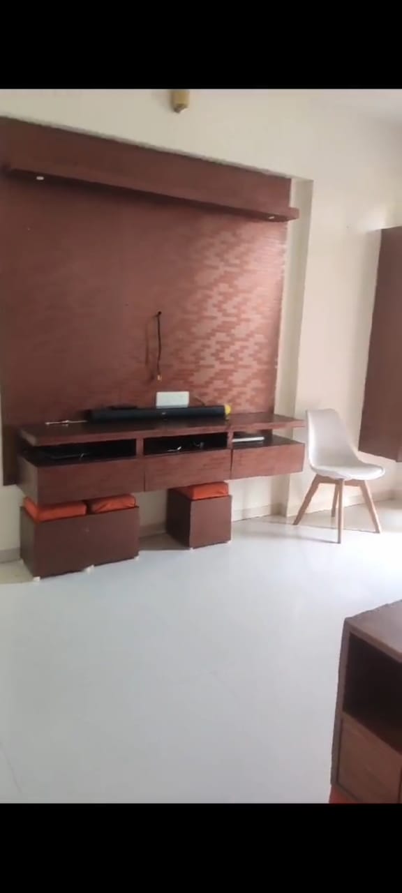 1 BHK + Pooja Room Apartment For Rent in Akshar Altorios