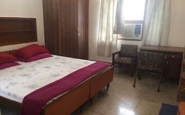 2 BHK Builder Floor For Rent in Lajpat Nagar I