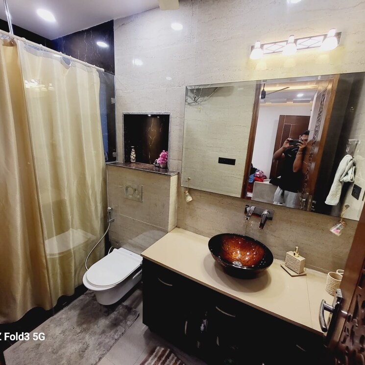 Team Area, dlf phase iv 6+ Bedroom 270 Sq.Yd. Independent House In Dlf Phase iv Gurgaon 9020044