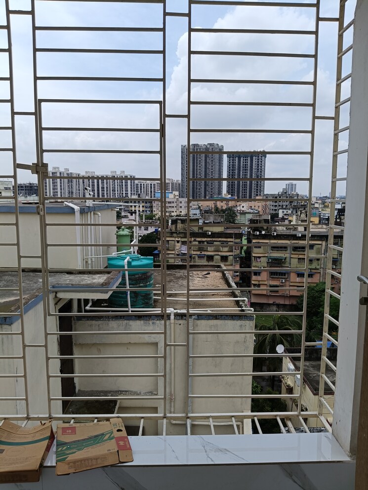 undefined, lake town 3 Bedroom 1400 Sq.Ft. Apartment In Lake Town Kolkata 9020048